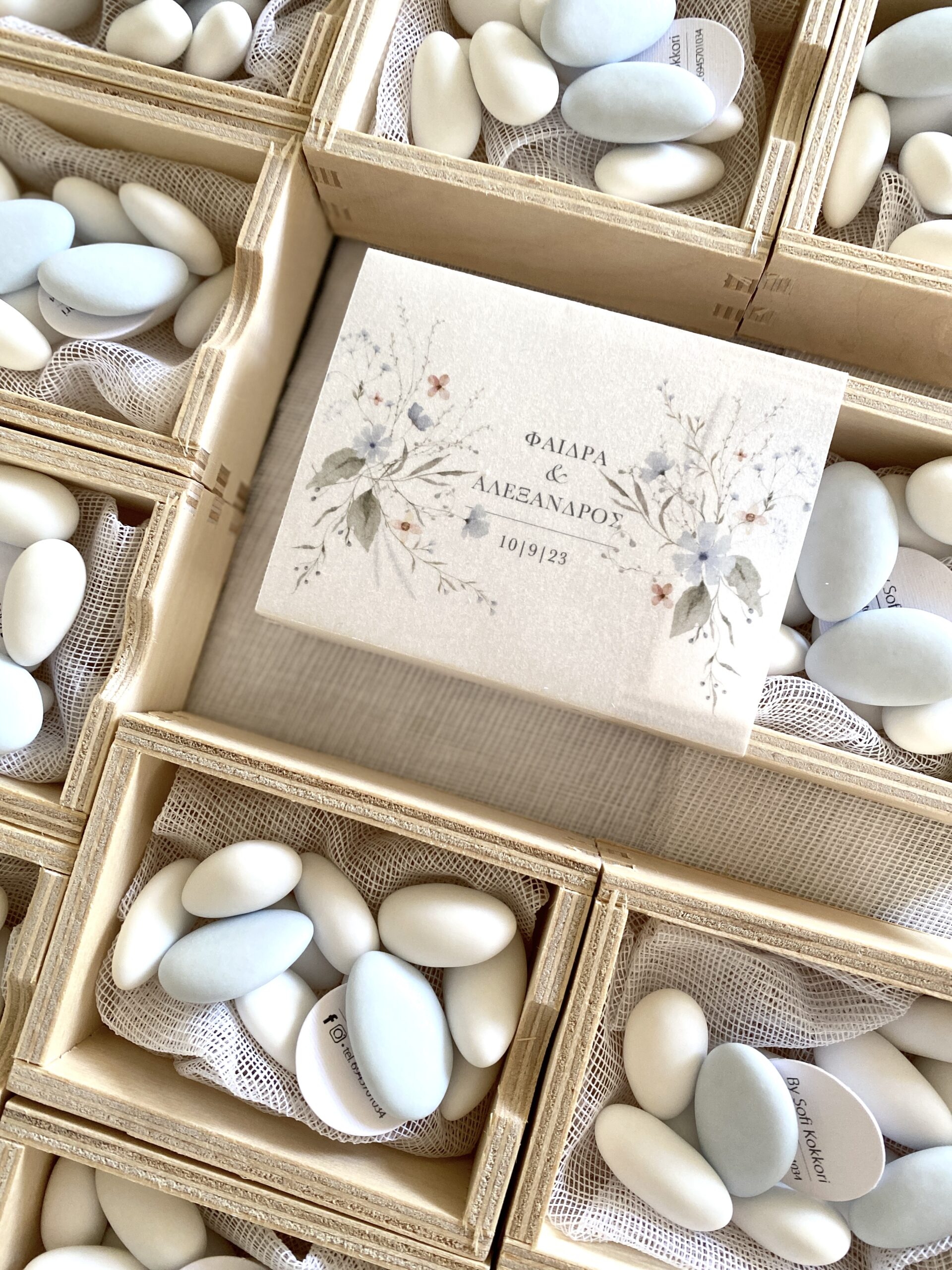 country-baby-boom-baptism-personalised-wooden-box-dragees