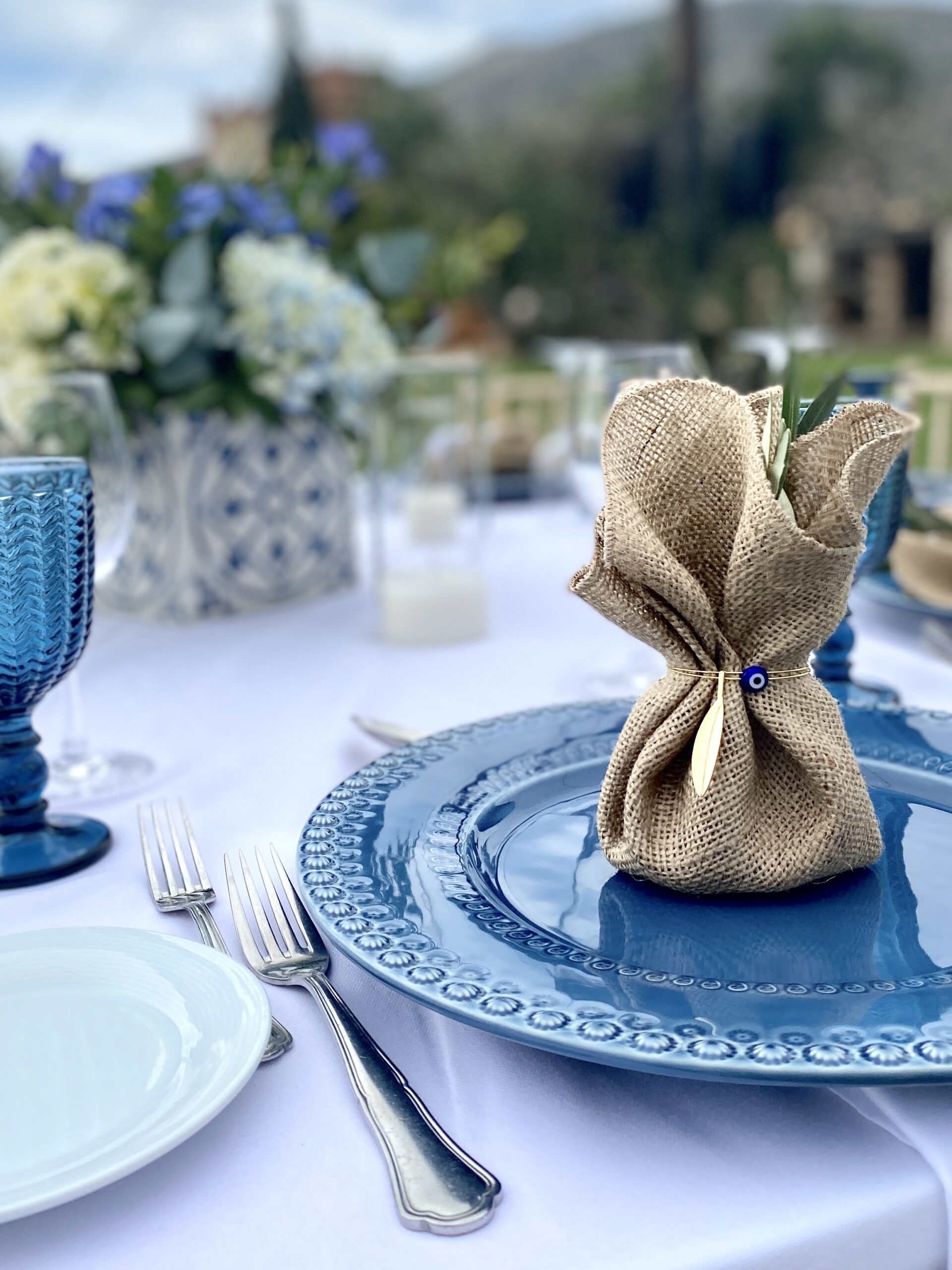 enchanted-greece-wedding-favor-blue-table-decoration