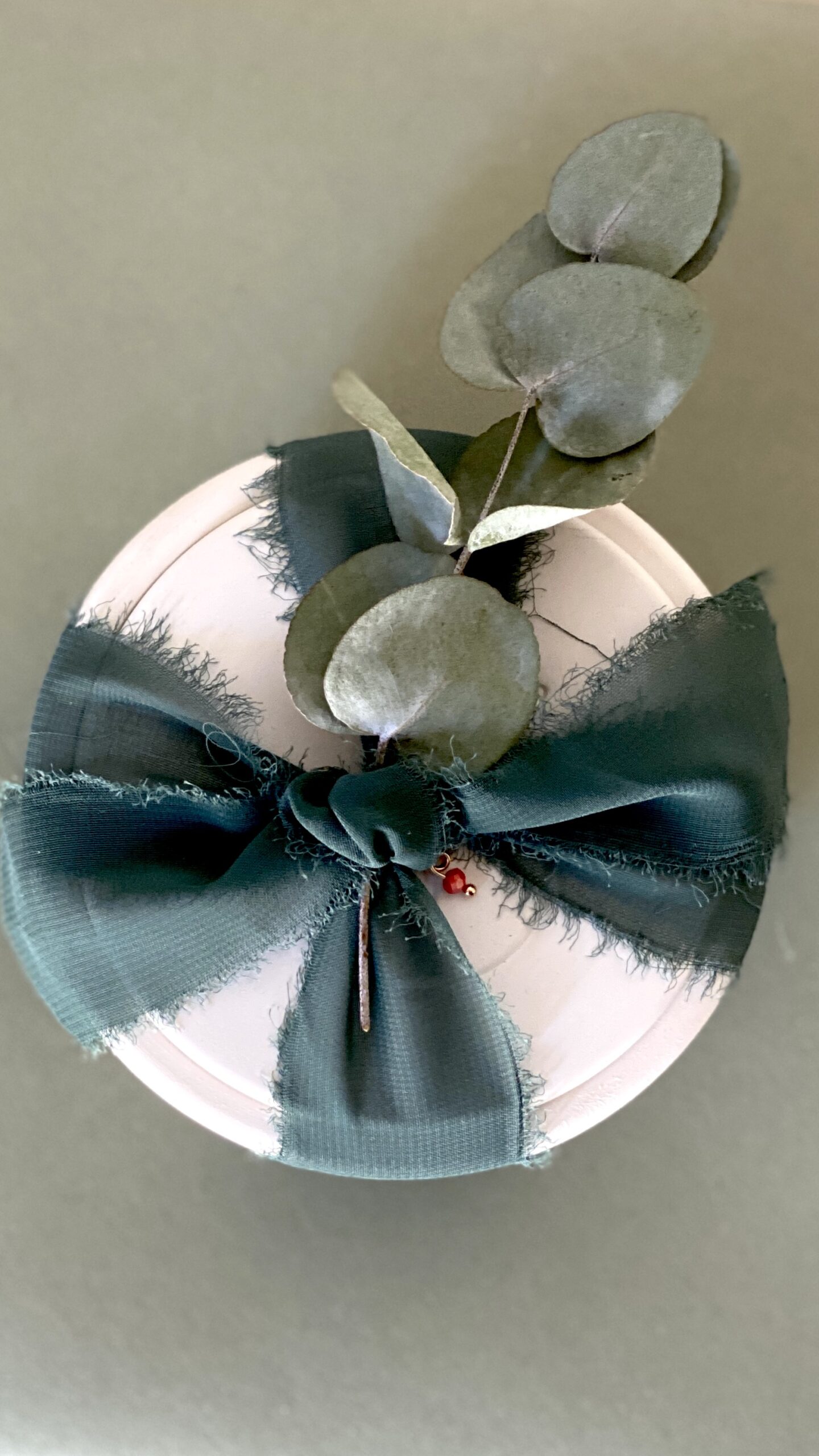festive-green-wedding-ceramic-favour-eucalyptus