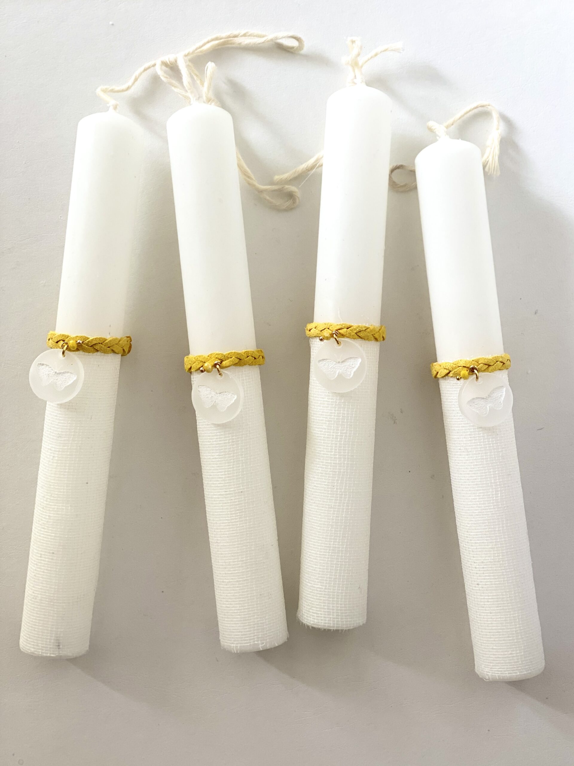 happy-easter-candles-special-occasion-white-and-yellow