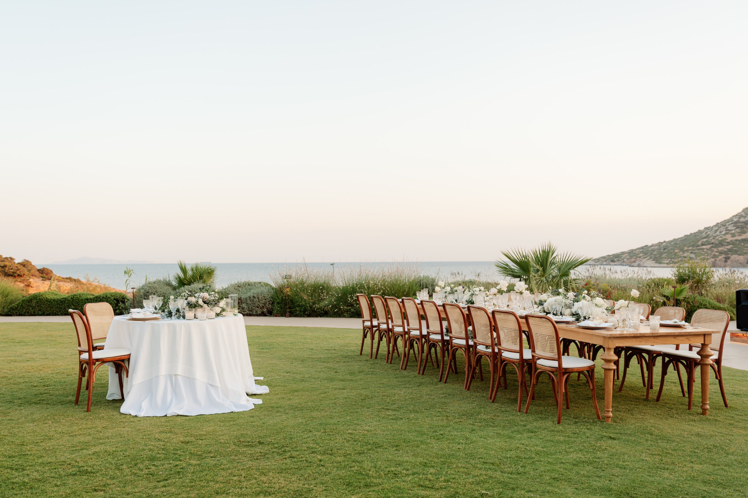 natural-beauty-wedding-venue-tables-view
