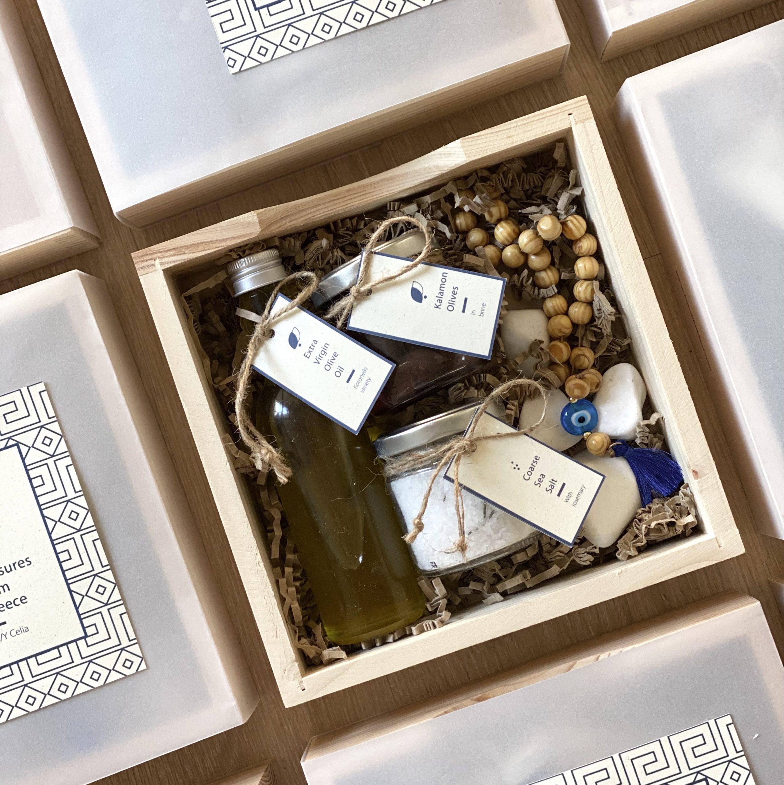 welcome-on-board-corporate-wooden-gift-box-greek-products-packaging-main-photo